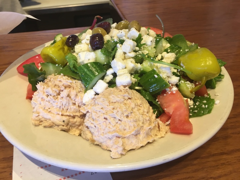 Miami Juice - Delicious salad with feta cheese and tuna